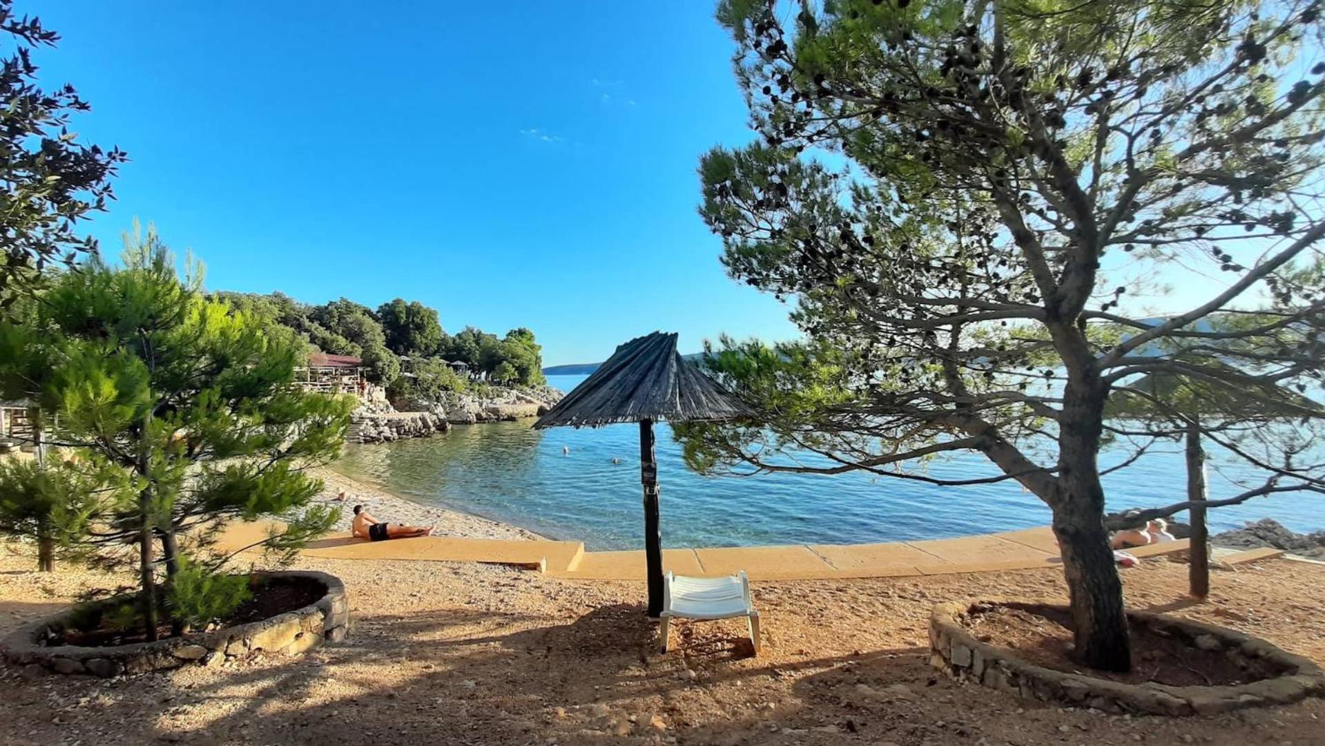 Lovely Studio Malina Close To The Beach Krk Town Exterior foto